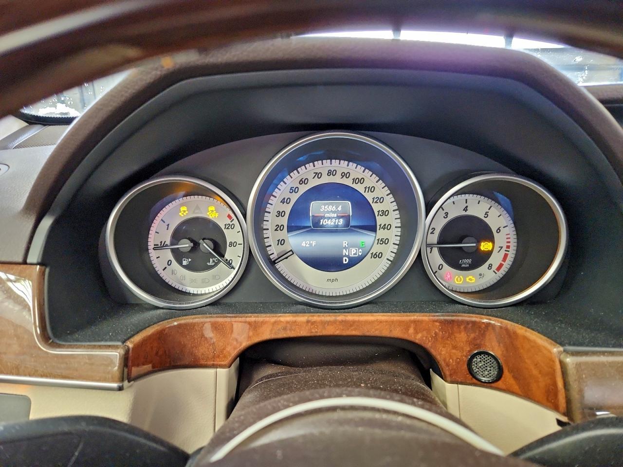 2014 MERCEDES-BENZ E-Class
