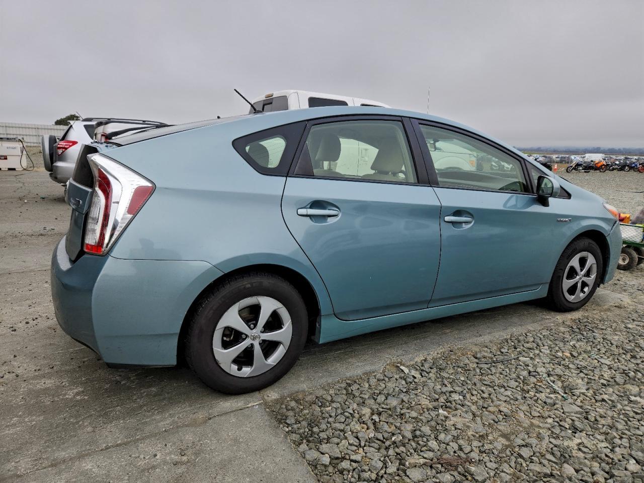 2013 TOYOTA PRIUS