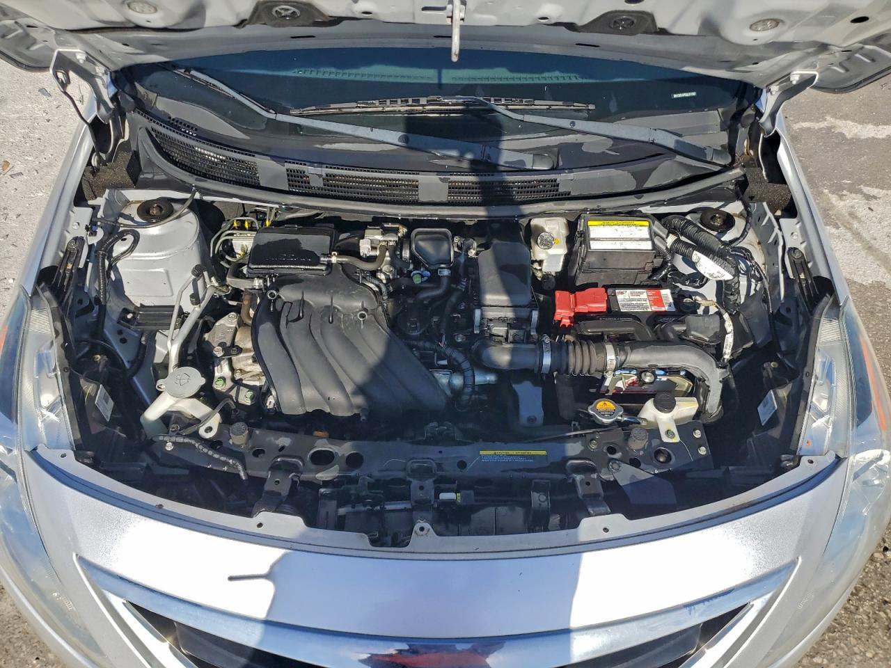 2016 NISSAN VERSA