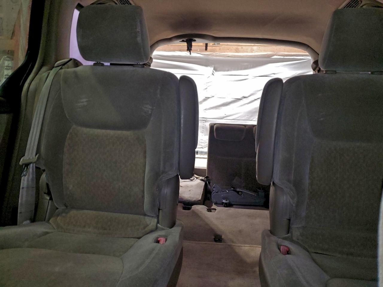 2004 TOYOTA SIENNA