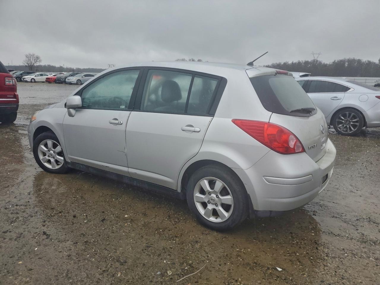 2009 NISSAN VERSA