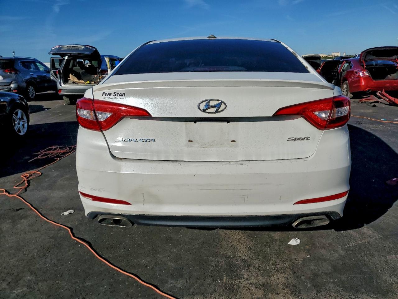 2016 HYUNDAI SONATA