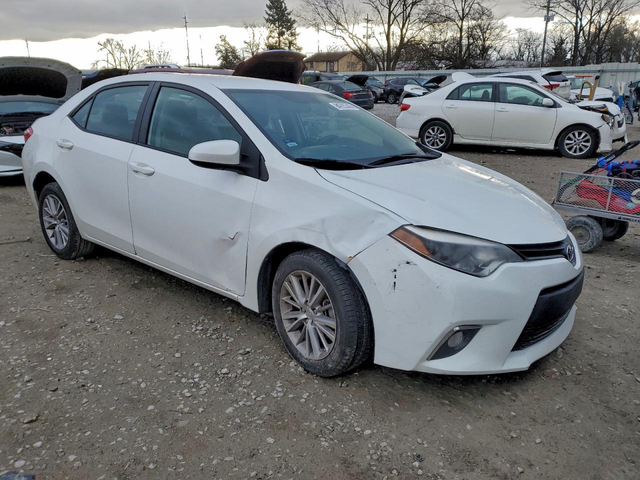 2014 TOYOTA COROLLA