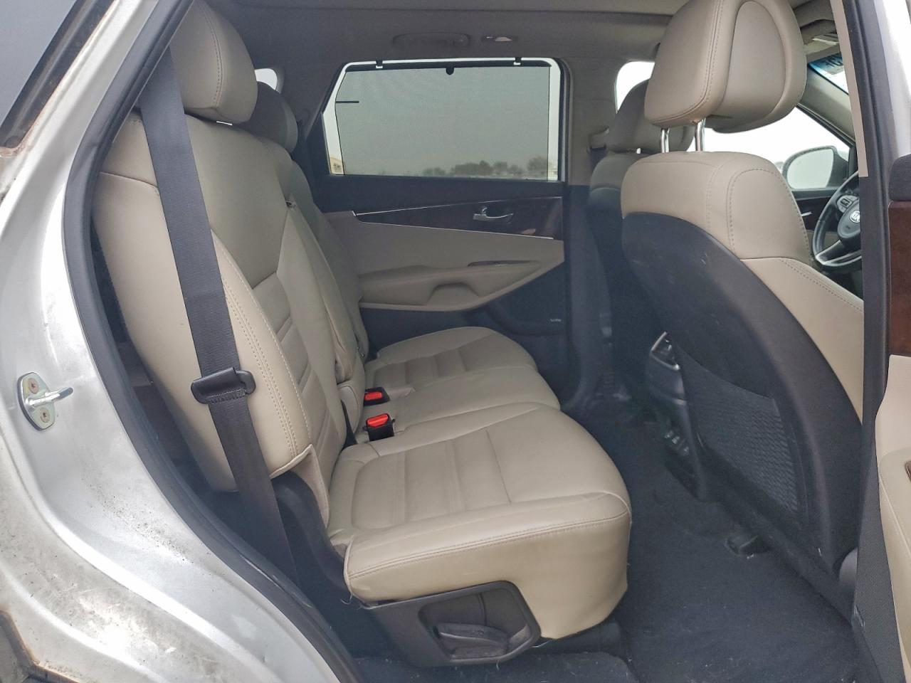 2016 KIA SORENTO