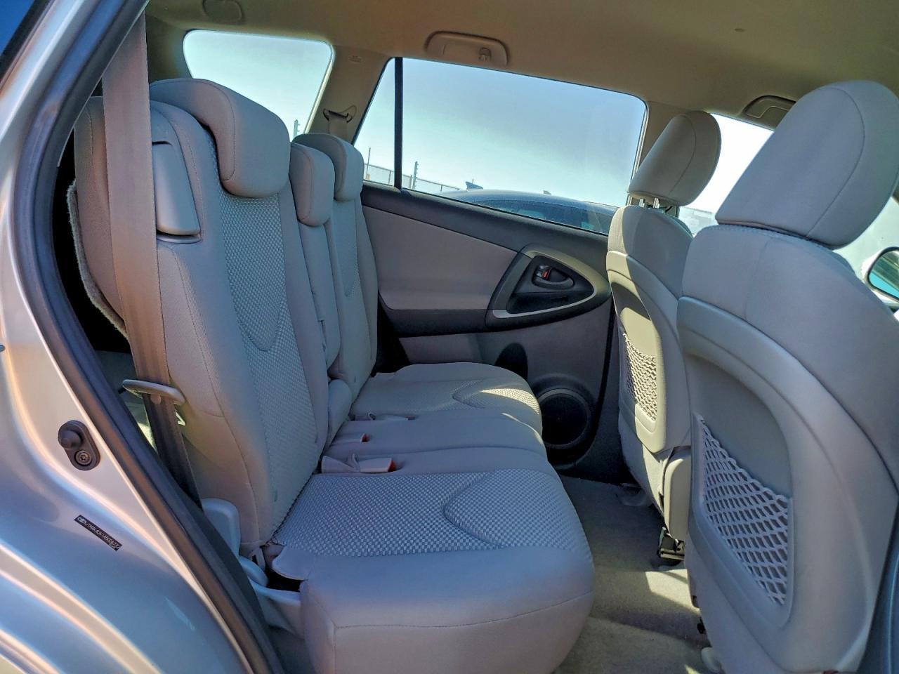 2010 TOYOTA RAV4