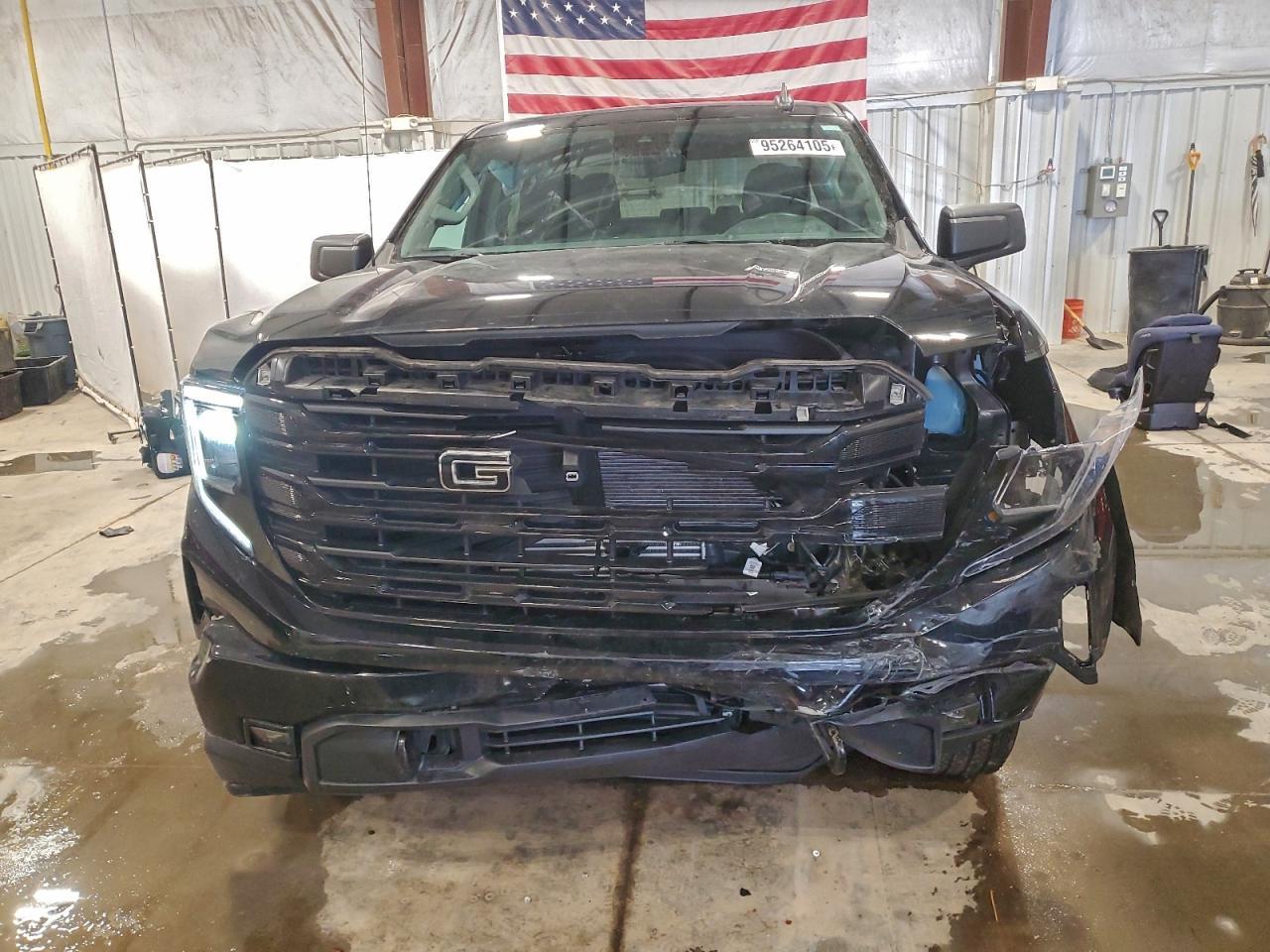 2024 GMC Sierra