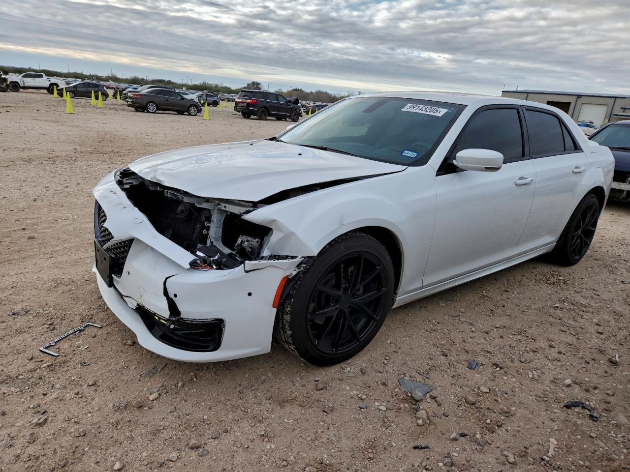 2022 CHRYSLER 300