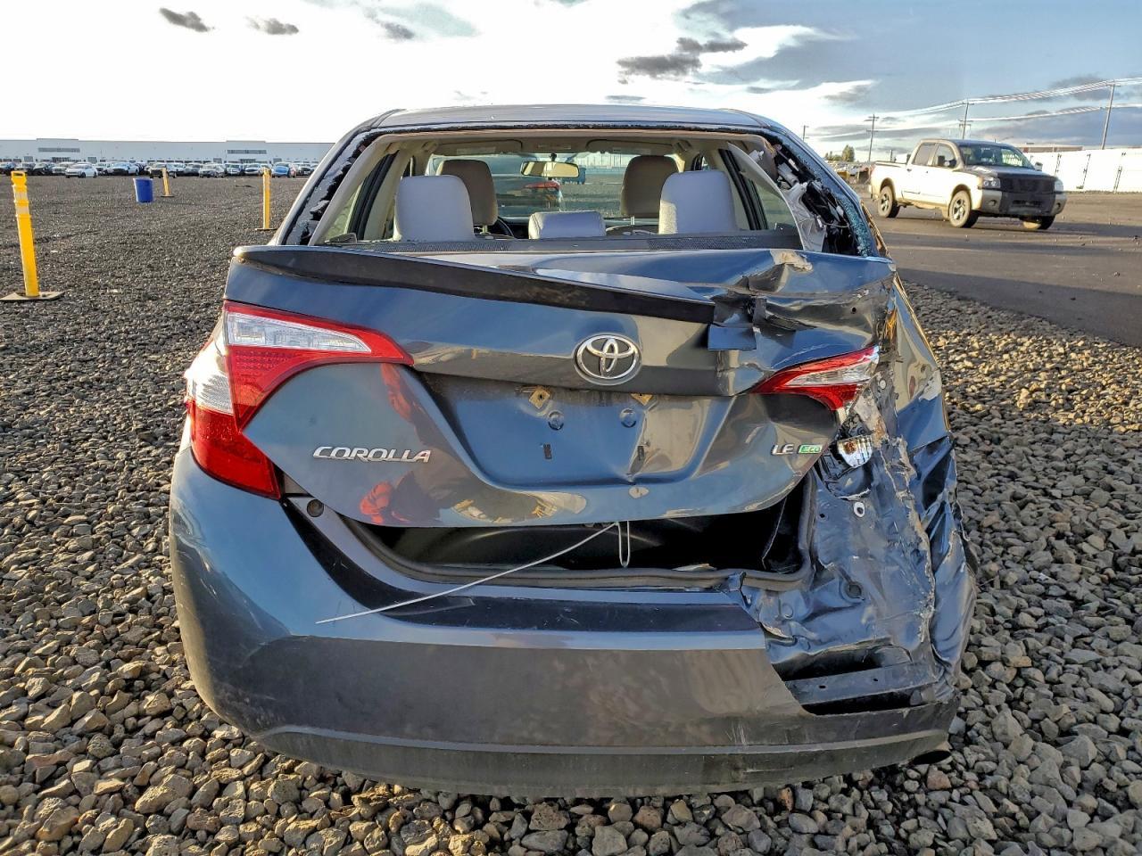 2016 TOYOTA COROLLA