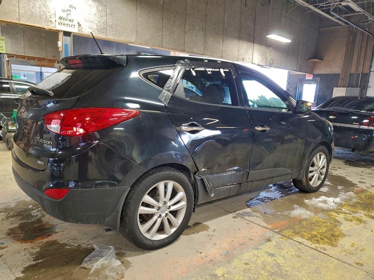 2012 HYUNDAI TUCSON