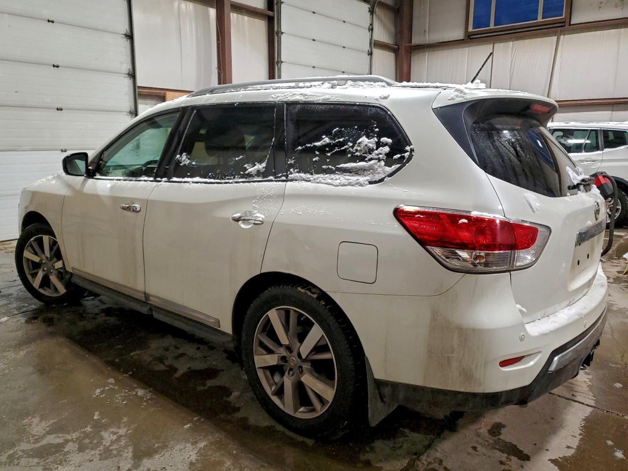 2016 NISSAN PATHFINDER