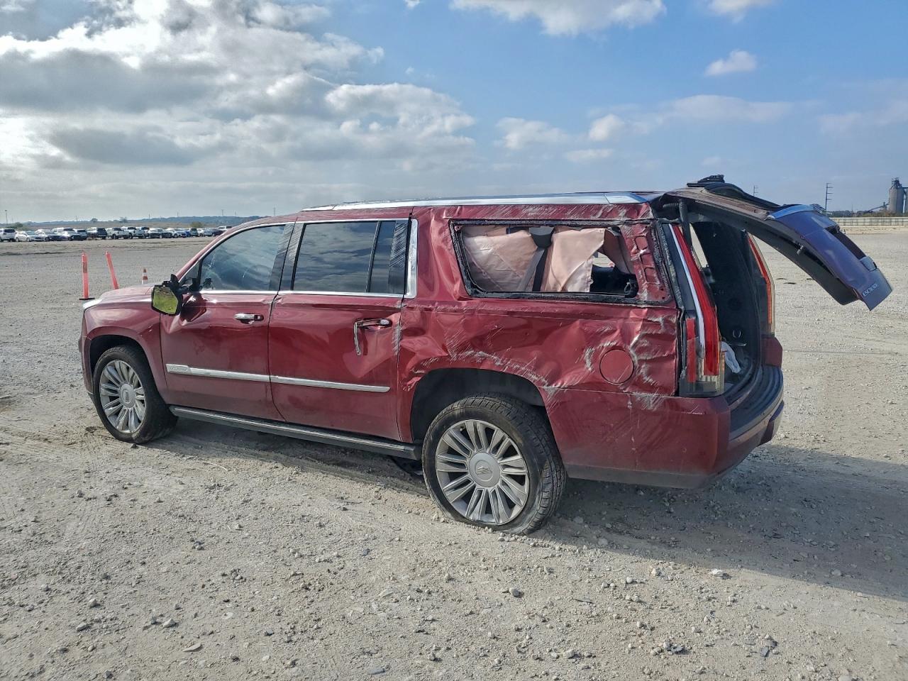 2017 CADILLAC Escalade ESV