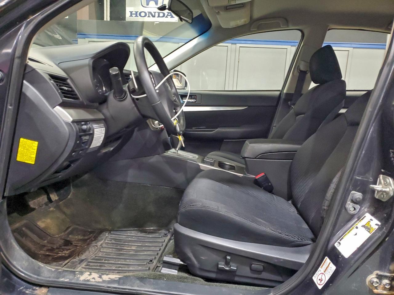 2012 SUBARU Legacy