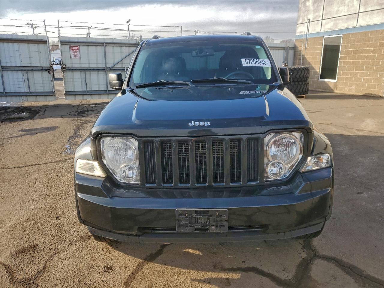 2012 JEEP Liberty