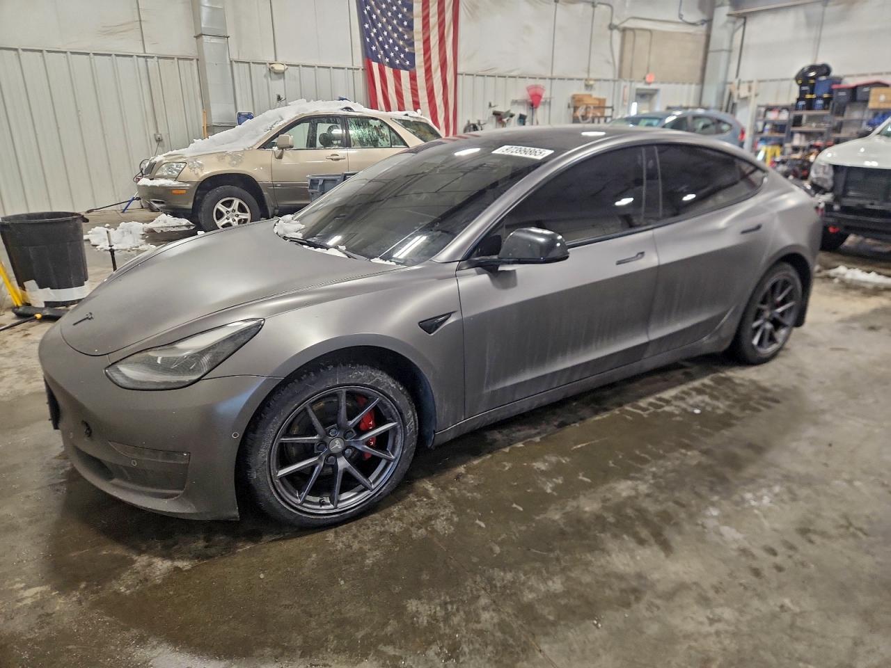 2022 TESLA MODEL 3