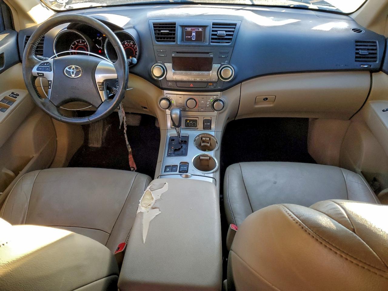 2012 TOYOTA HIGHLANDER