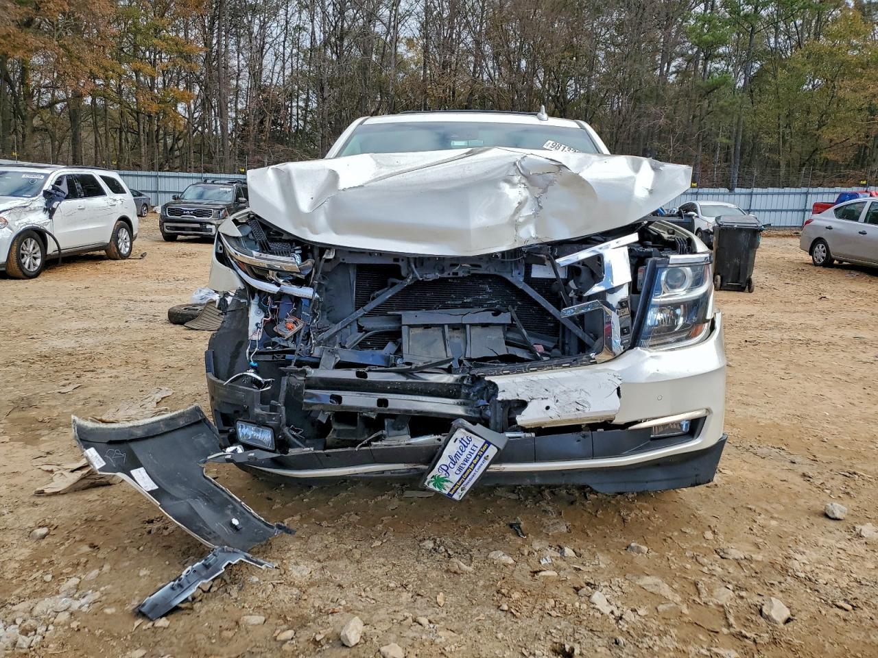 2015 CHEVROLET Suburban