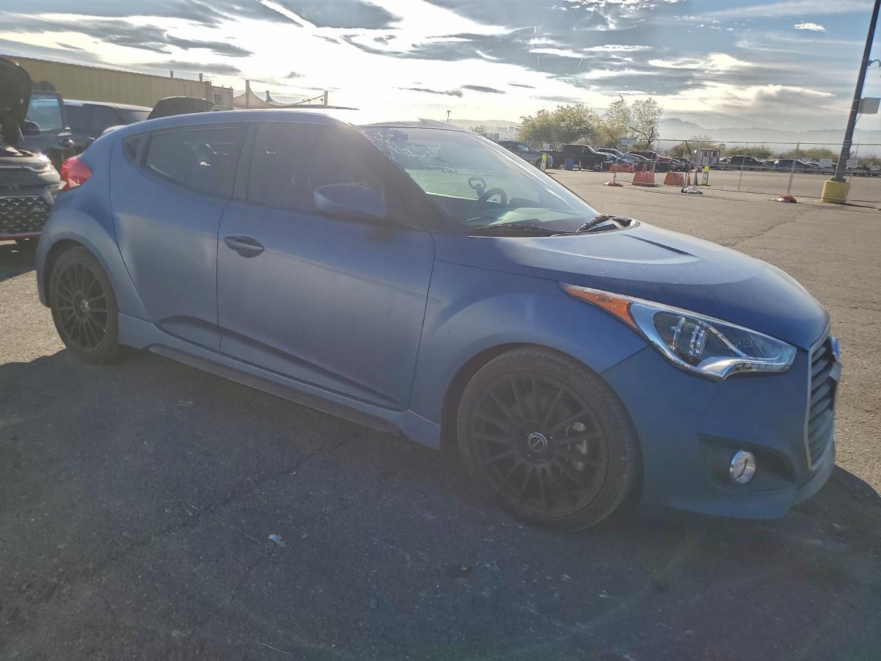 2016 HYUNDAI VELOSTER