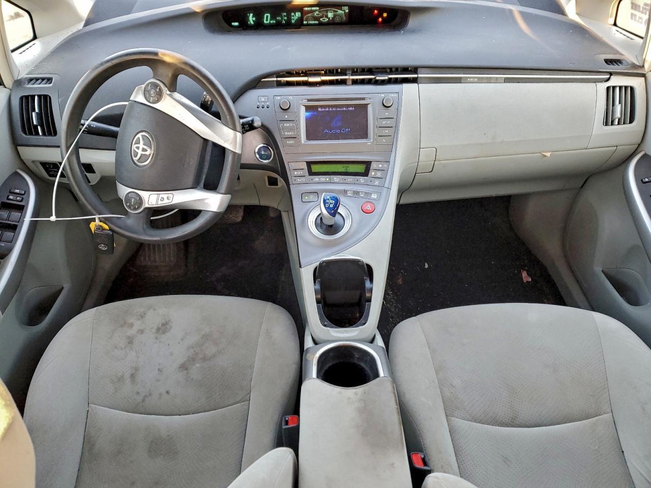 2014 TOYOTA PRIUS