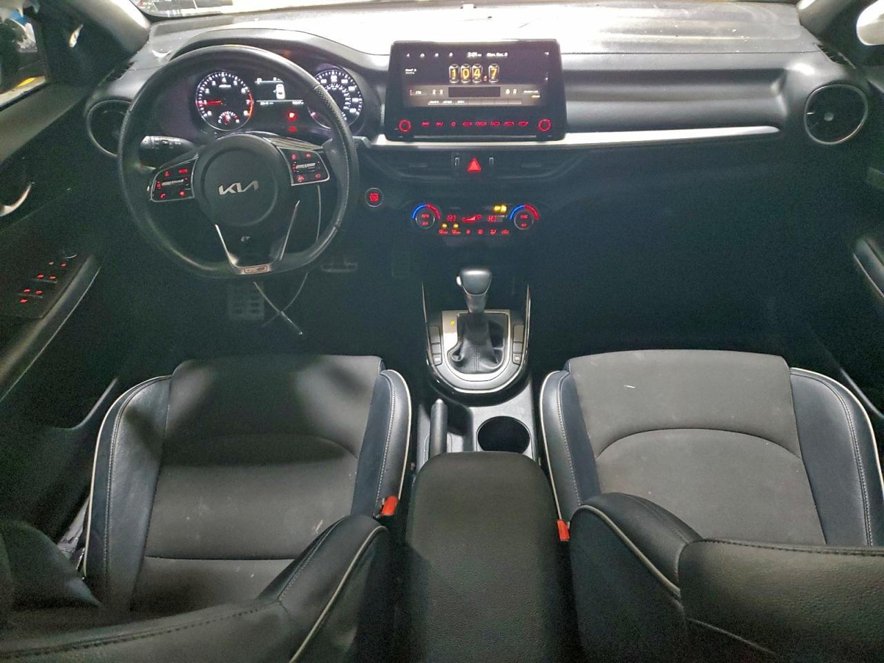 2022 KIA FORTE