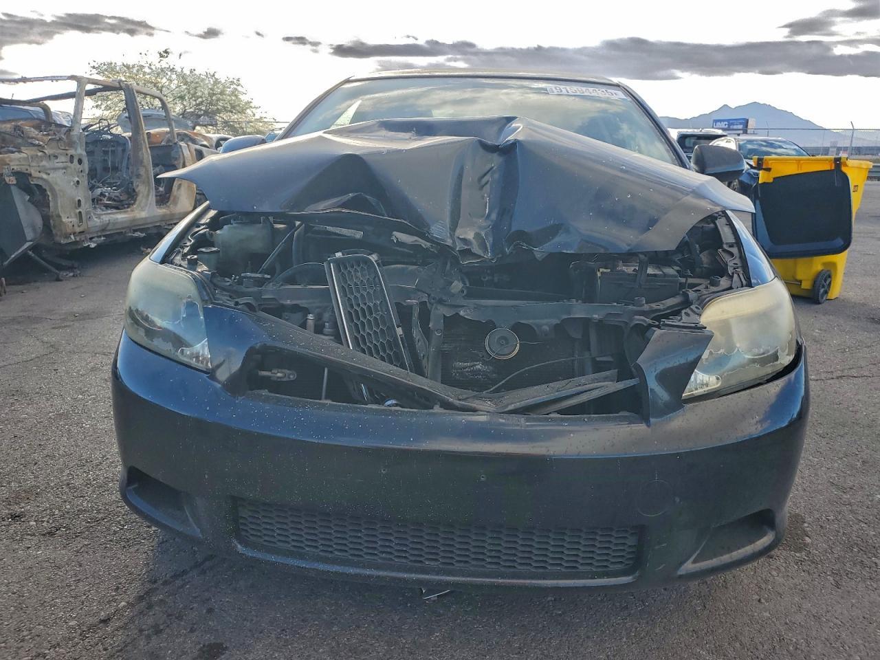 2006 TOYOTA SCION