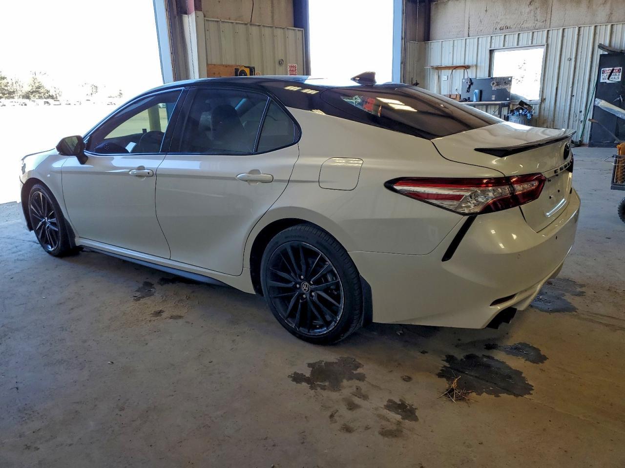 2020 TOYOTA CAMRY