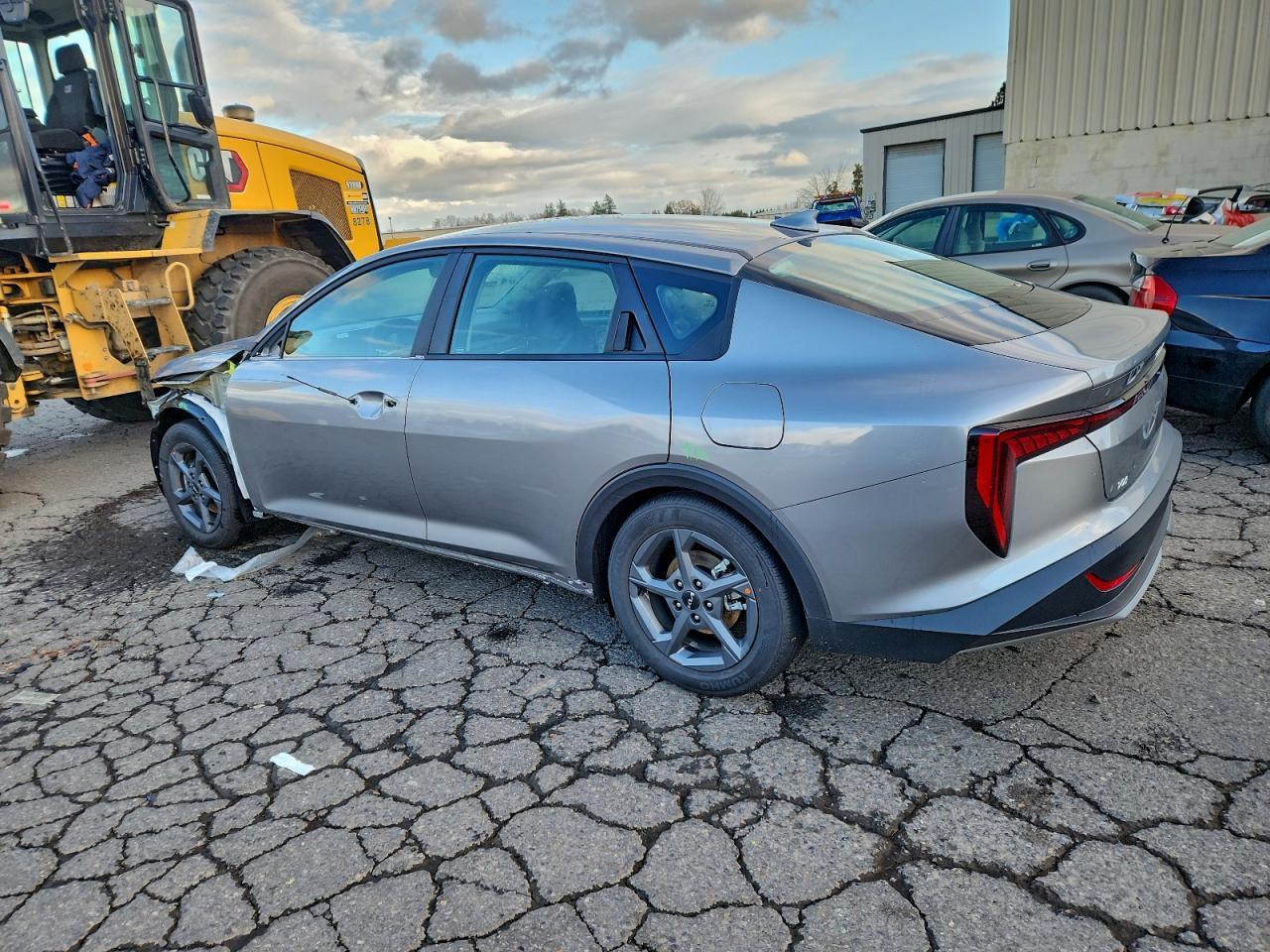 2025 KIA K4