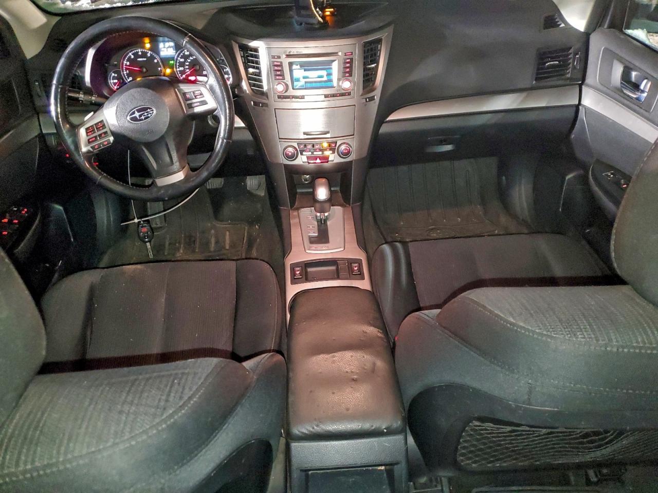 2014 SUBARU Outback