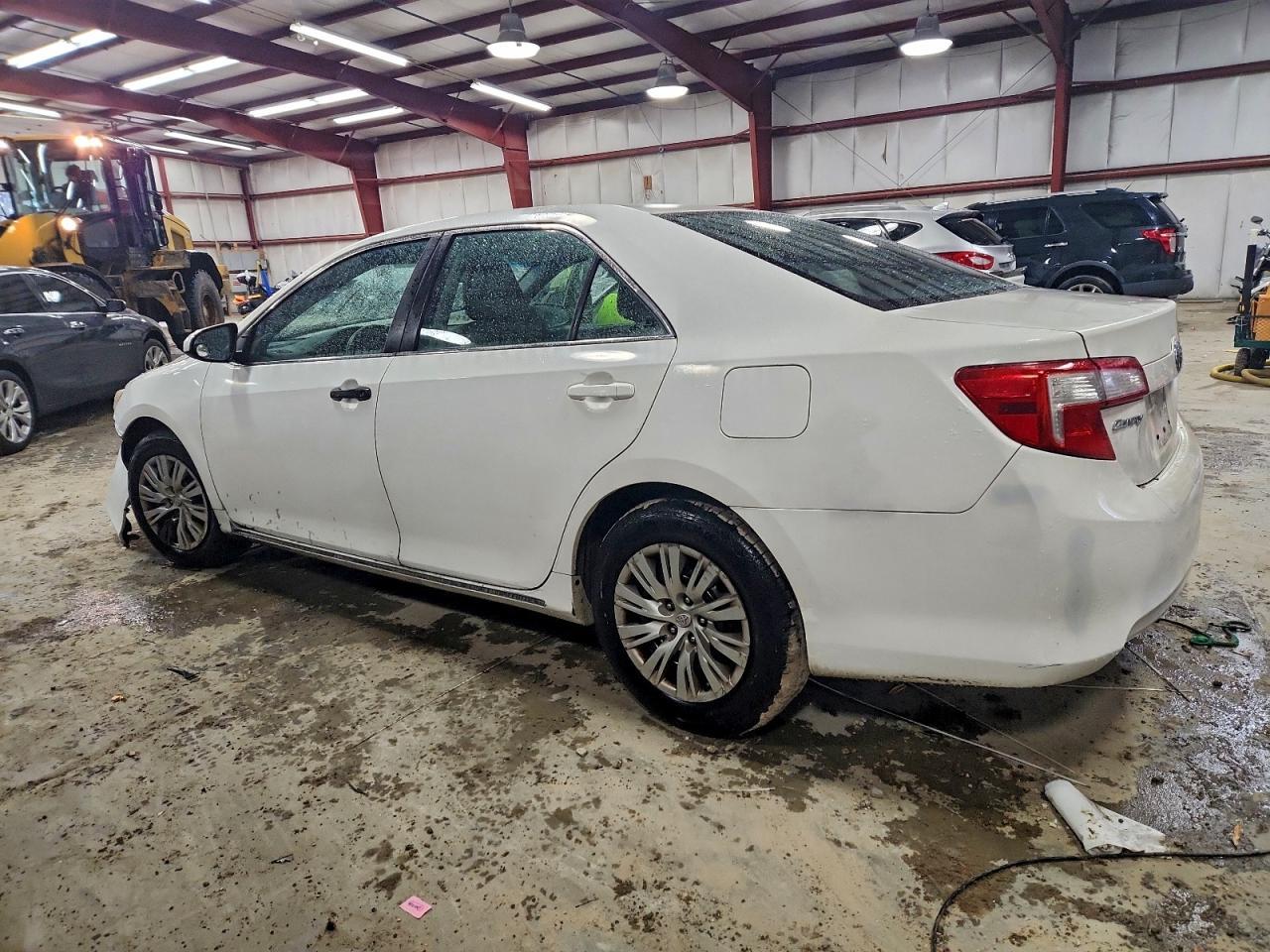 2013 TOYOTA CAMRY