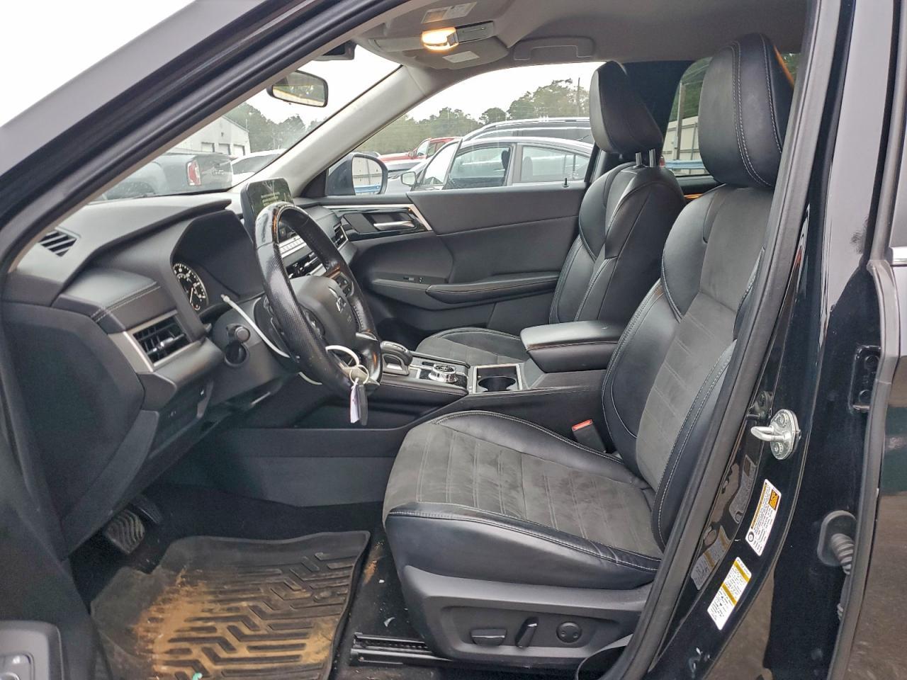 2022 MITSUBISHI outlander