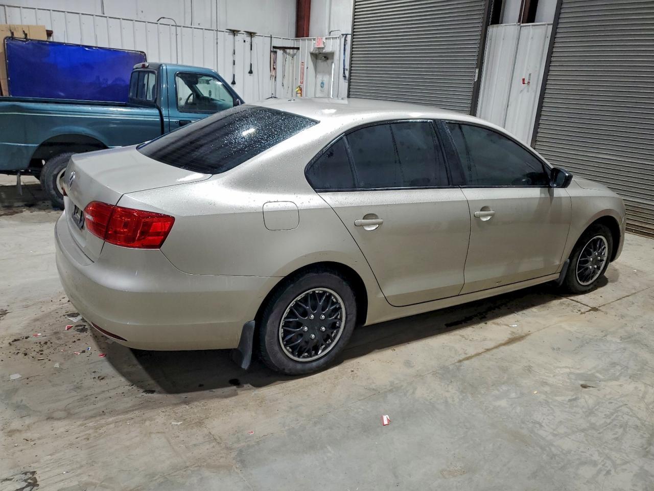 2014 VOLKSWAGEN JETTA