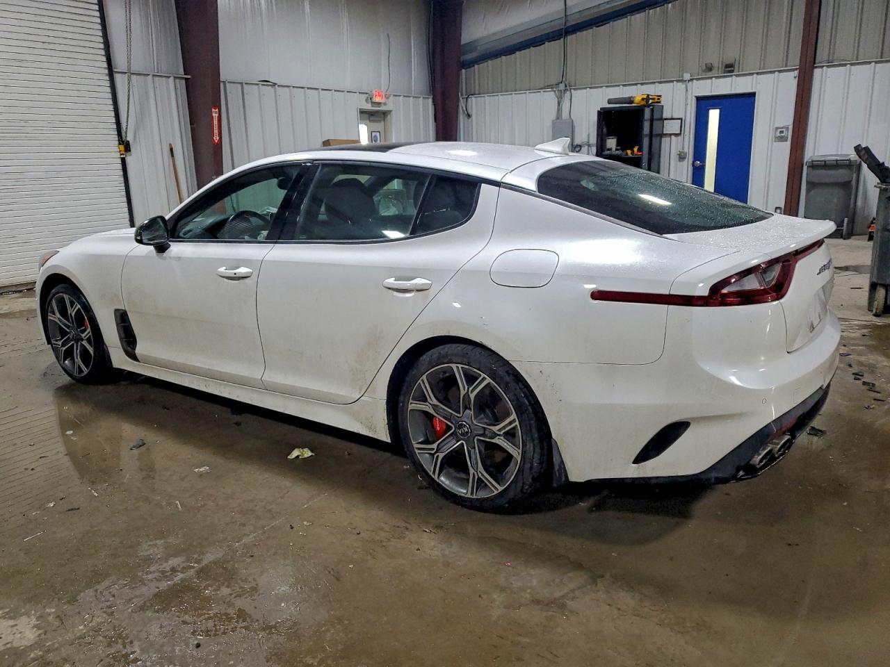 2020 KIA Stinger