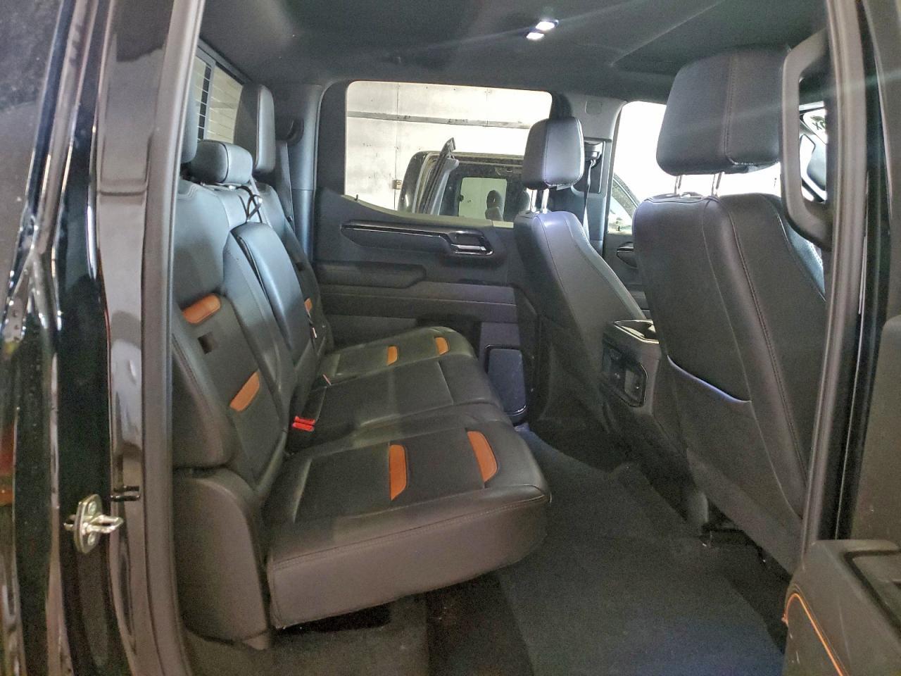 2023 GMC Sierra