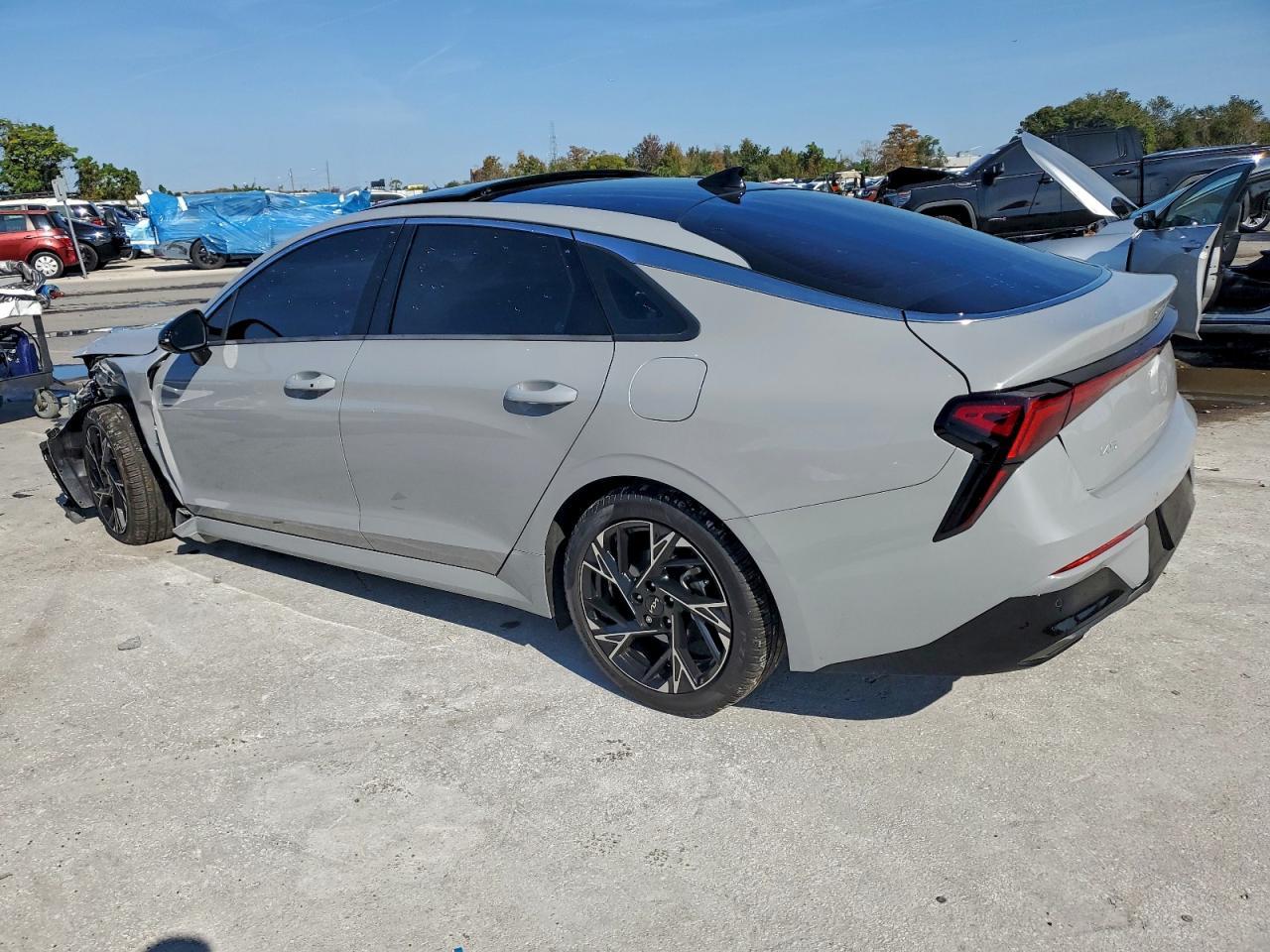 2025 KIA K5