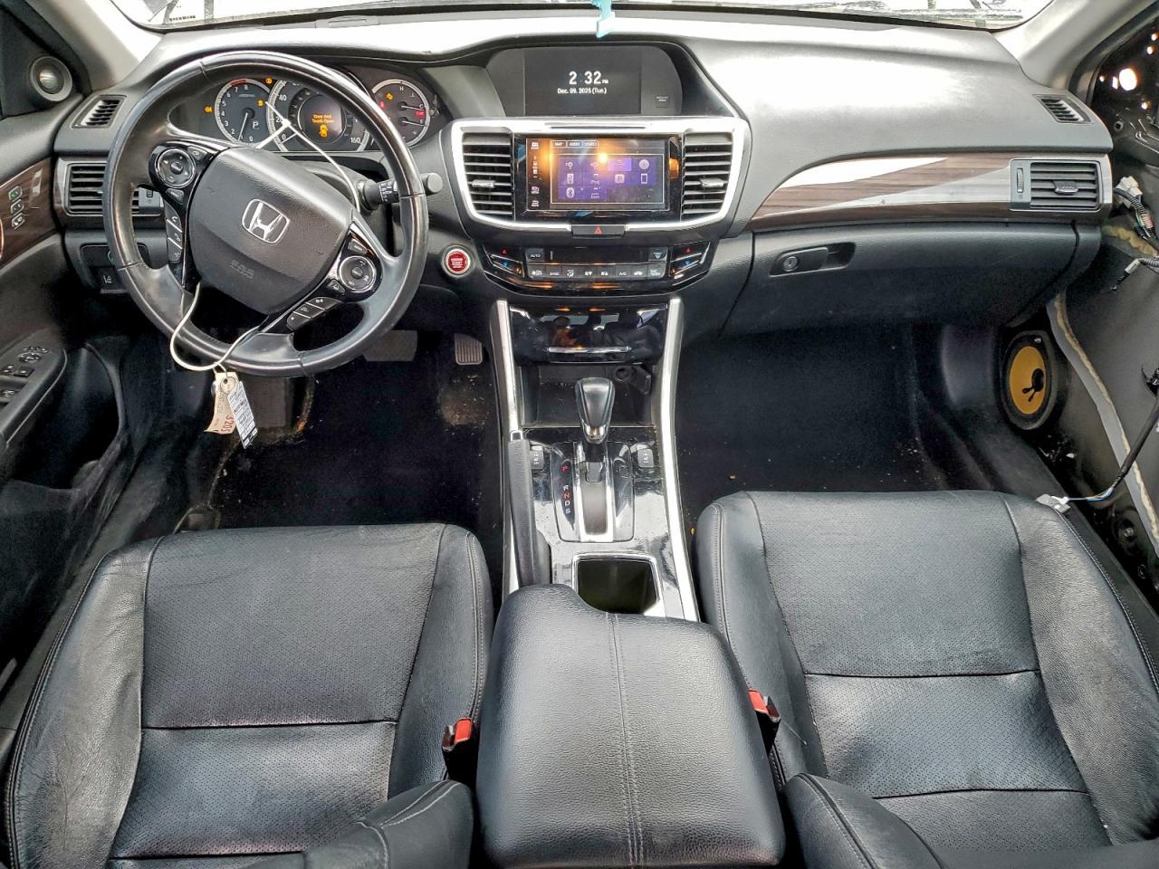 2017 HONDA ACCORD