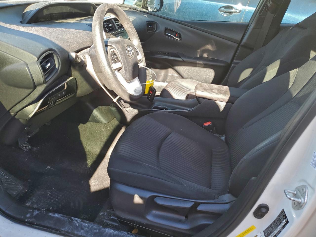 2018 TOYOTA PRIUS