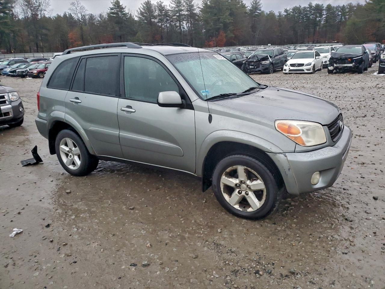 2004 TOYOTA RAV4