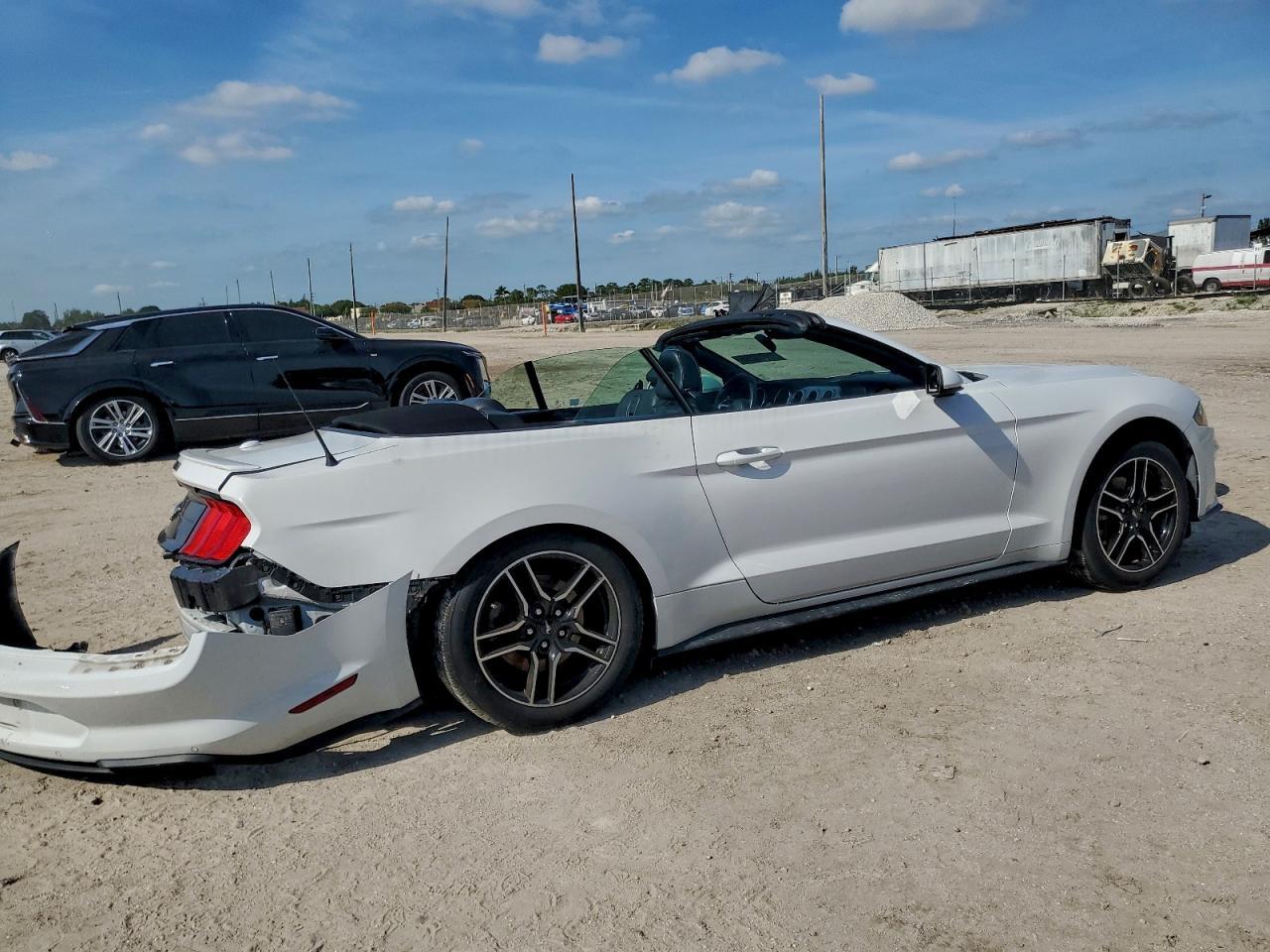 2021 FORD MUSTANG