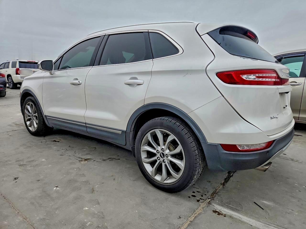 2016 LINCOLN MKC