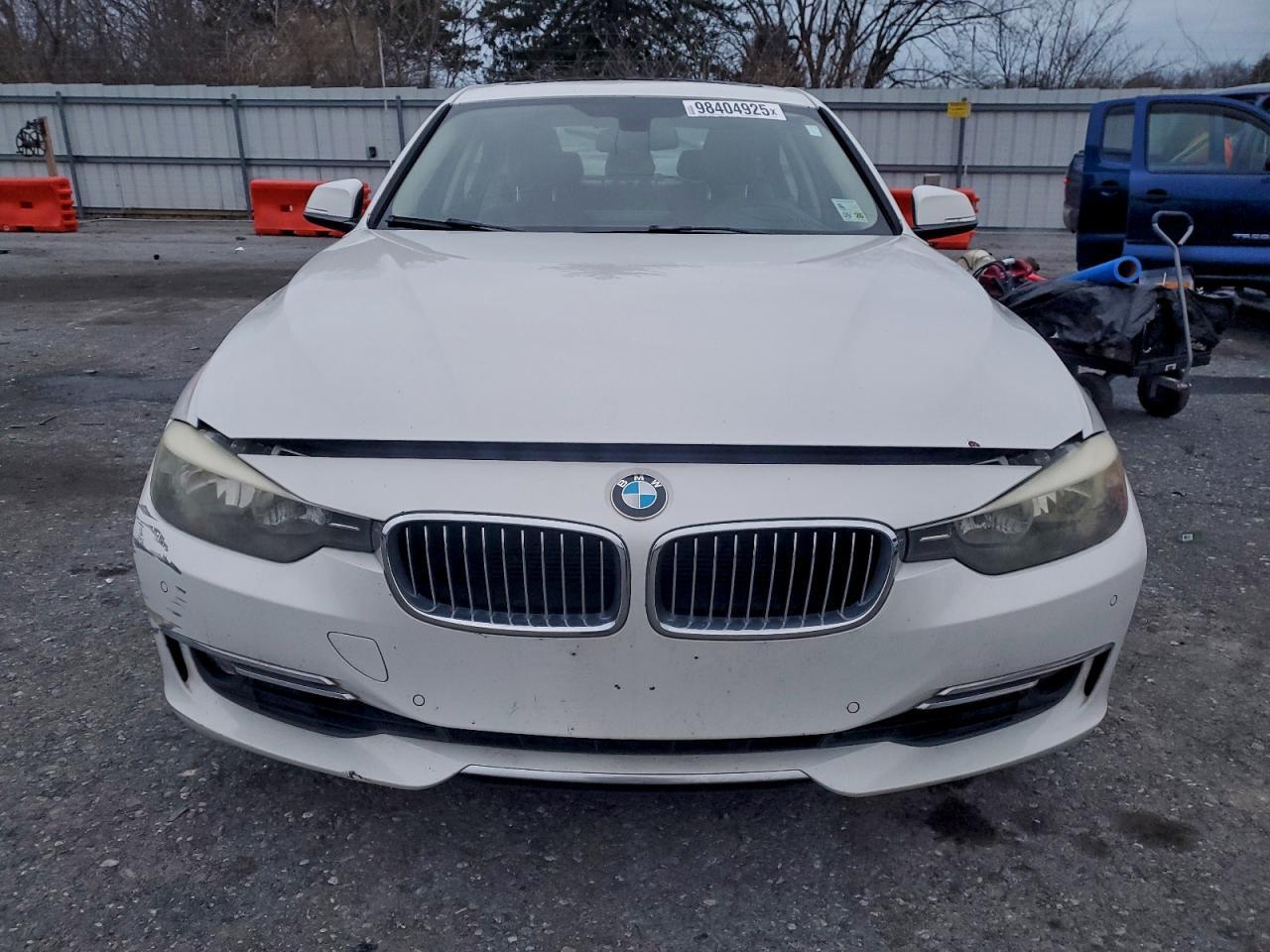 2013 BMW 3 SERIES