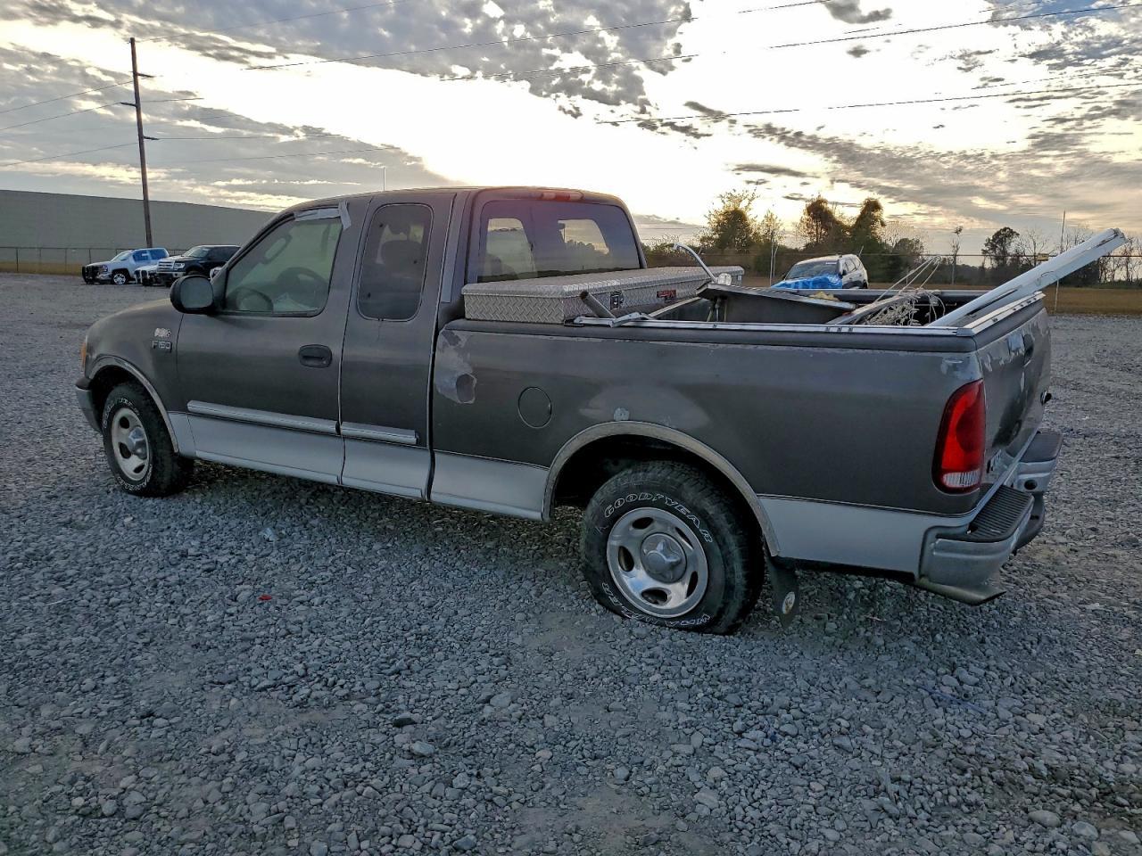 2004 FORD F-150