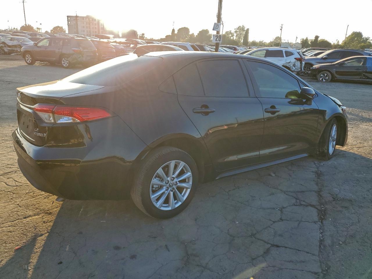 2024 TOYOTA COROLLA