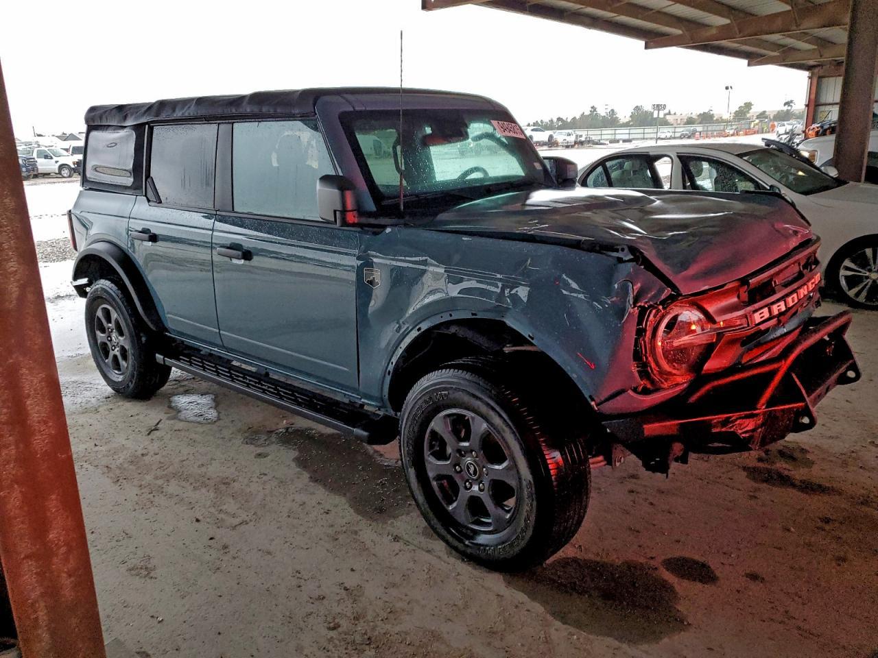 2022 FORD Bronco
