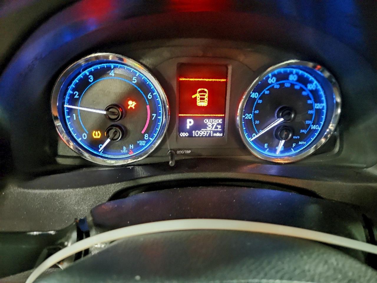 2018 TOYOTA COROLLA