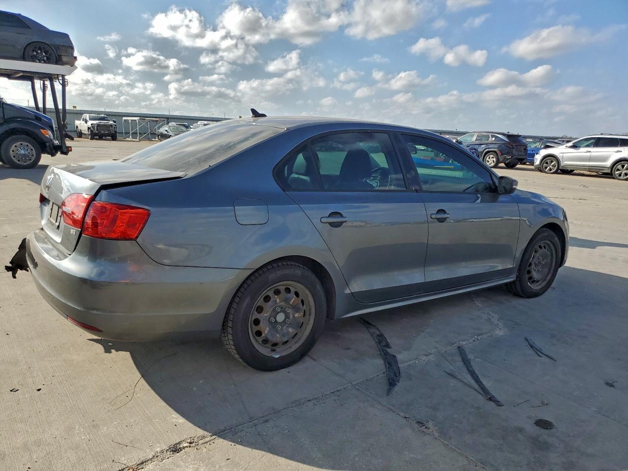 2014 VOLKSWAGEN JETTA