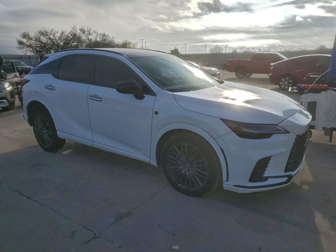 2024 LEXUS RX 500H