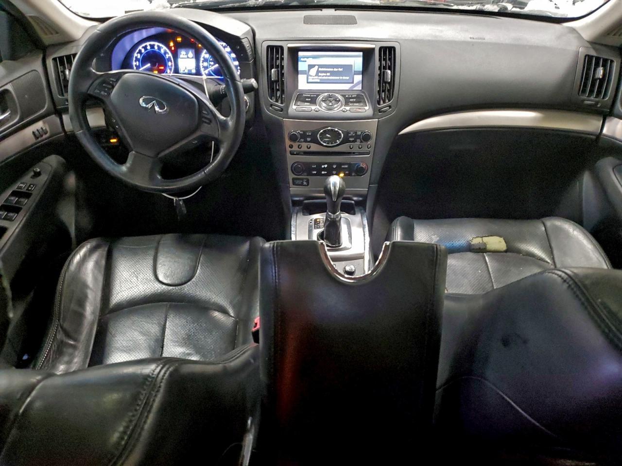 2013 INFINITI G37