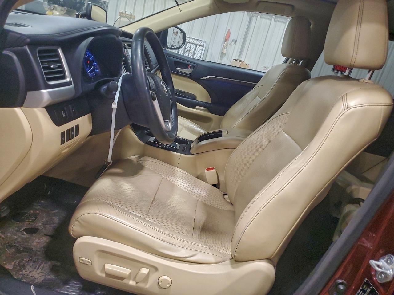 2015 TOYOTA HIGHLANDER