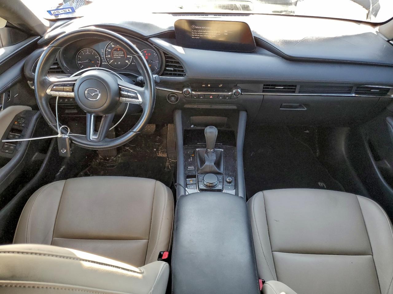 2019 MAZDA 3