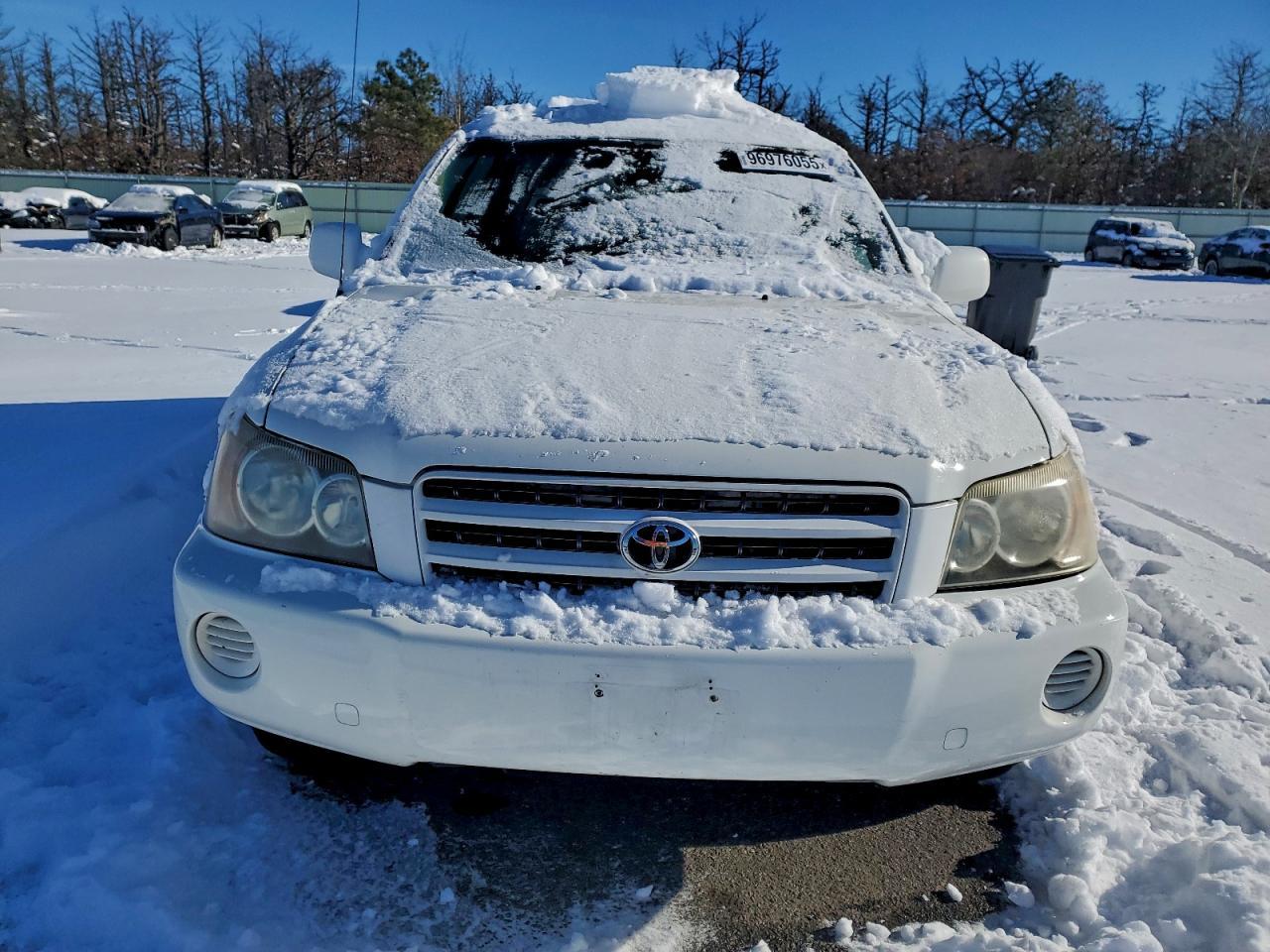2003 TOYOTA HIGHLANDER