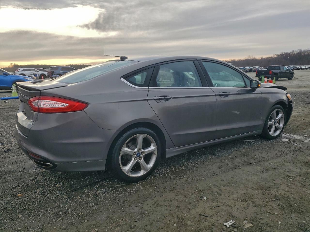 2013 FORD FUSION